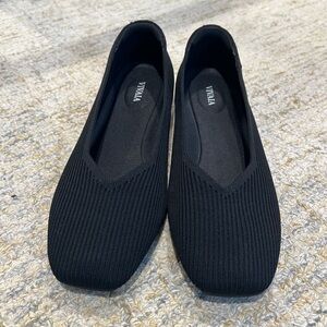 Vivaia Margot Square-Toe V-Cut Flats (Margot 2.0)